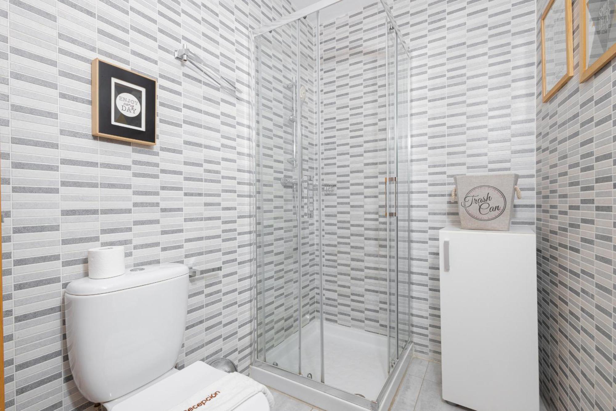 C15 - Charming Modern Studio In The Centre Малага Экстерьер фото